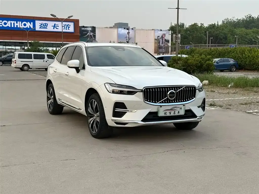 Volvo XC60 PHEV 2021 из CN, фото 9