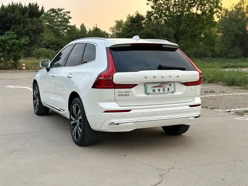 Volvo XC60 PHEV 2021 из CN, фото 5