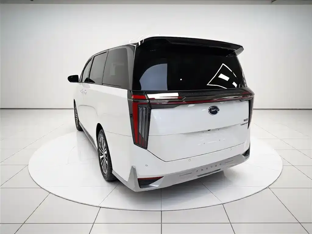 GAC Motor Trumpchi M8 — фото 2