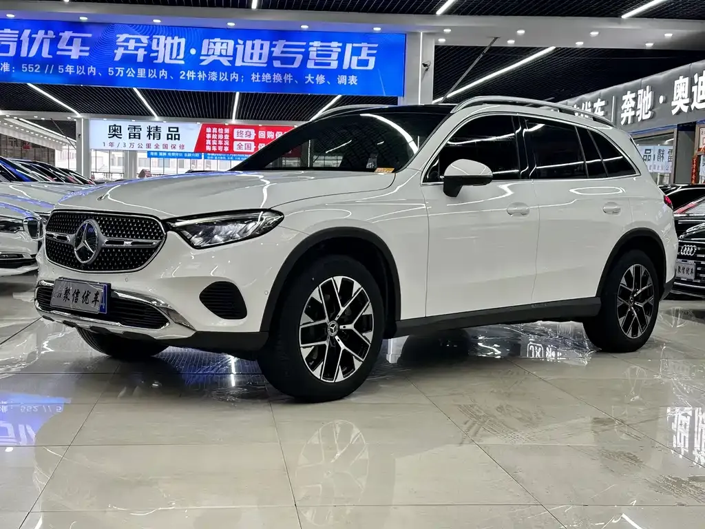 Mercedes-Benz GLC 2023 из CN, фото 1
