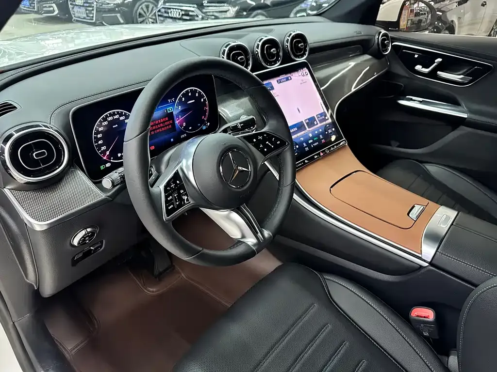 Mercedes-Benz GLC 2023 из CN, фото 5