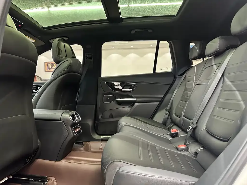 Mercedes-Benz GLC 2023 из CN, фото 10
