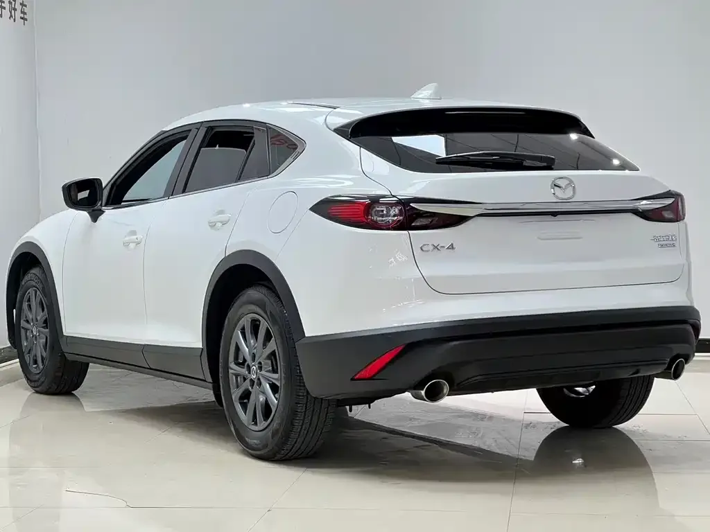 Mazda CX-4 — фото 2
