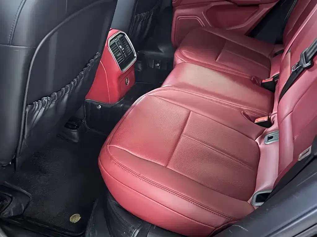 Porsche Macan 2021 из CN, фото 7