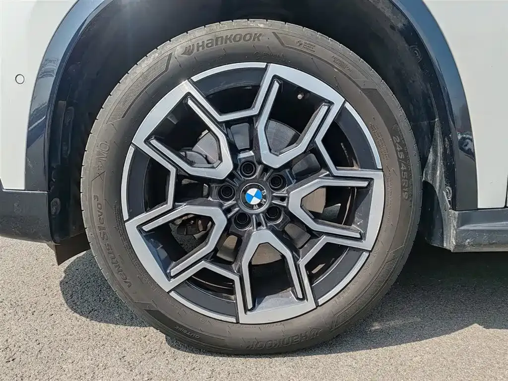 BMW X1 — фото 10
