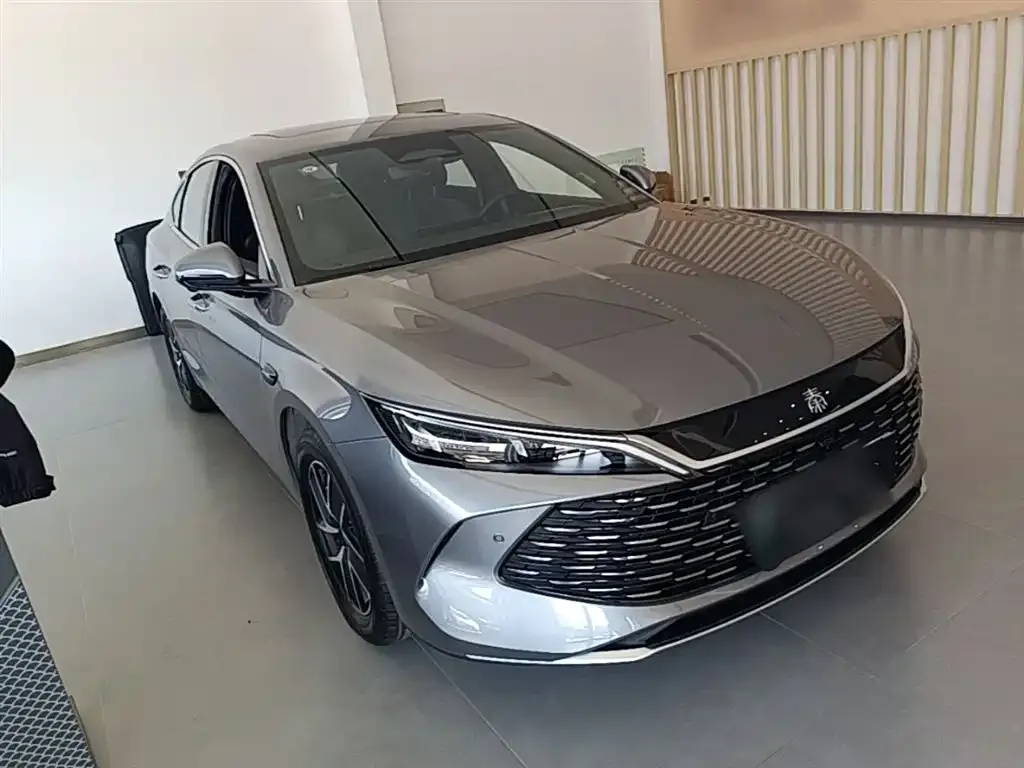 BYD Qin L — фото 6