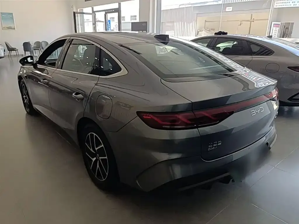 BYD Qin L — фото 4