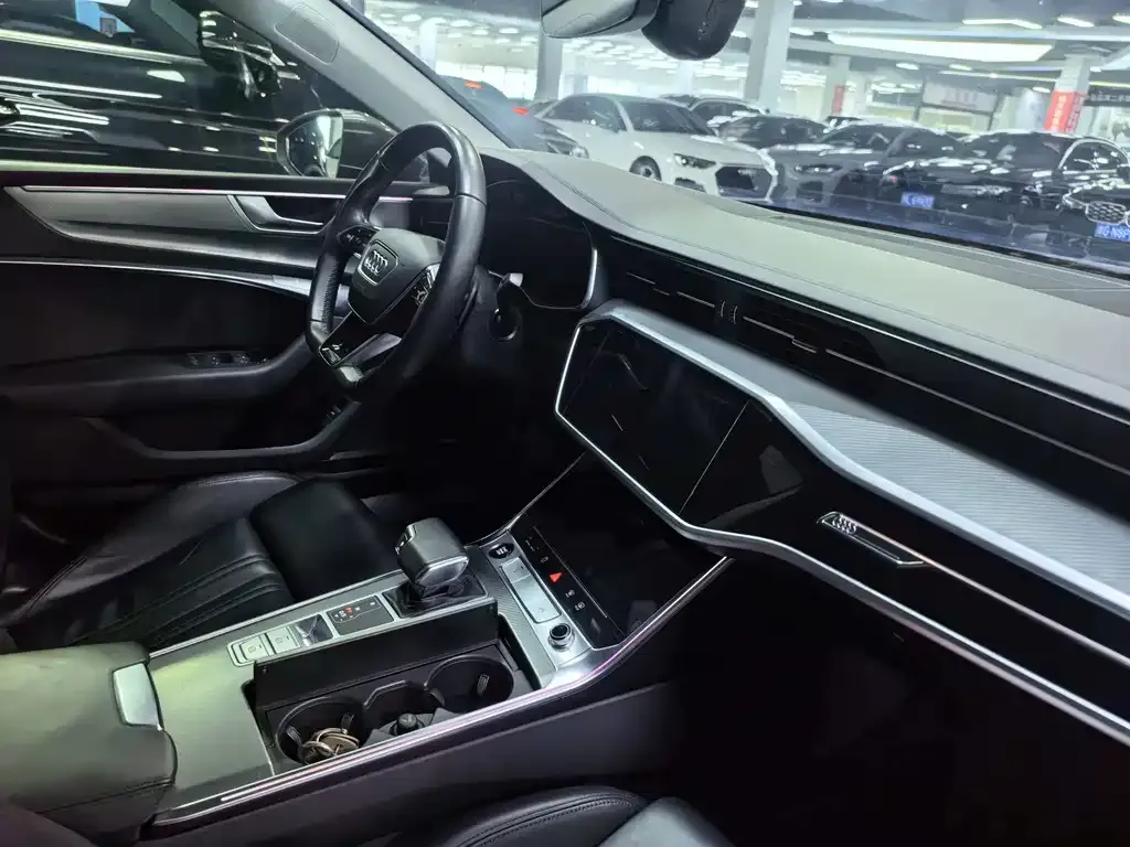 Audi A7 — фото 9
