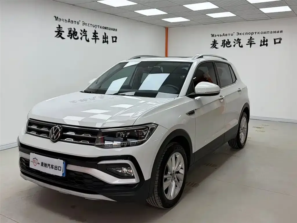 Volkswagen T-Cross — фото 1