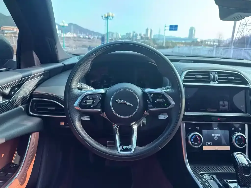 Jaguar XFL 2024 из CN, фото 2