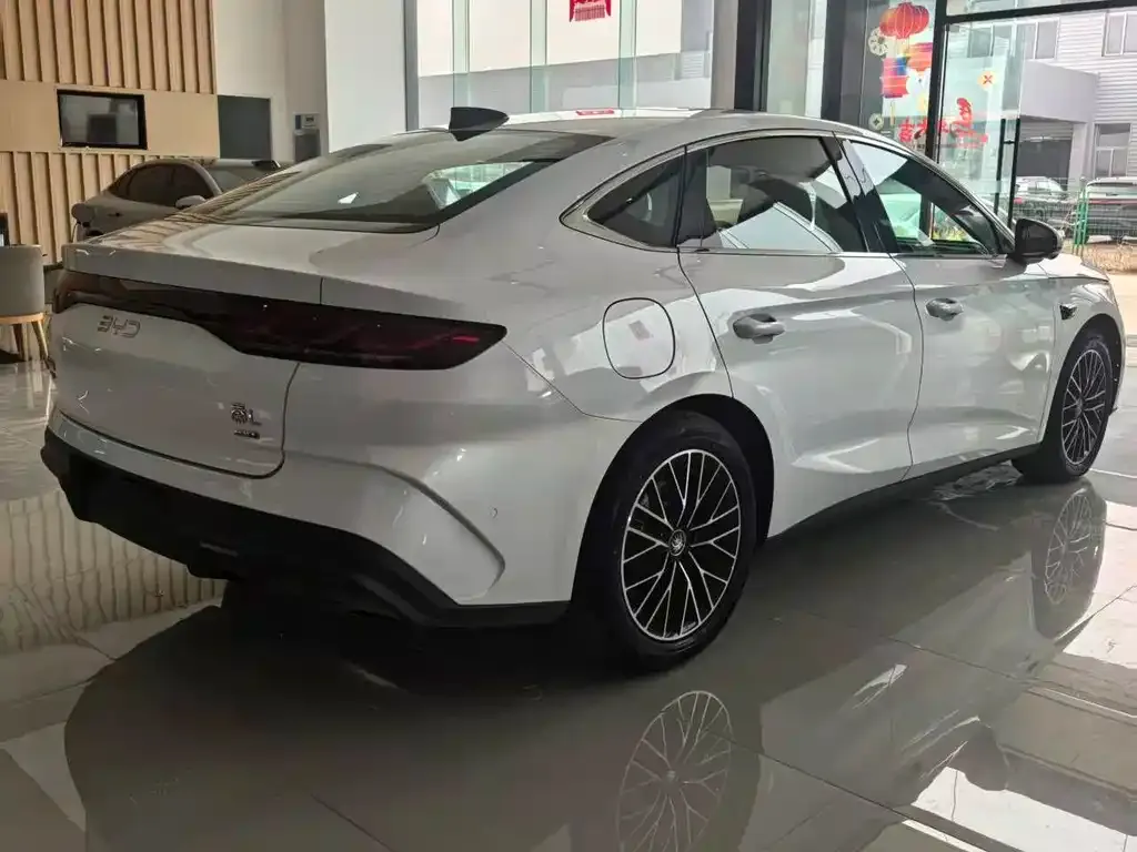 BYD Qin L 2025 из CN, фото 9