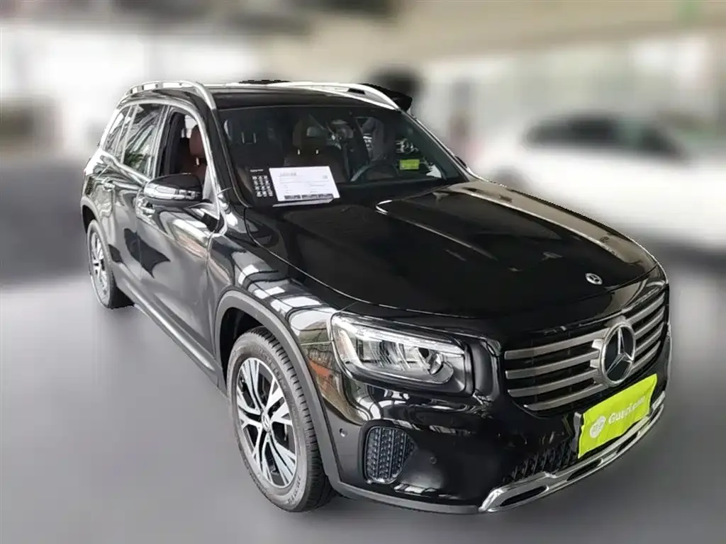 Mercedes-Benz GLB — фото 10