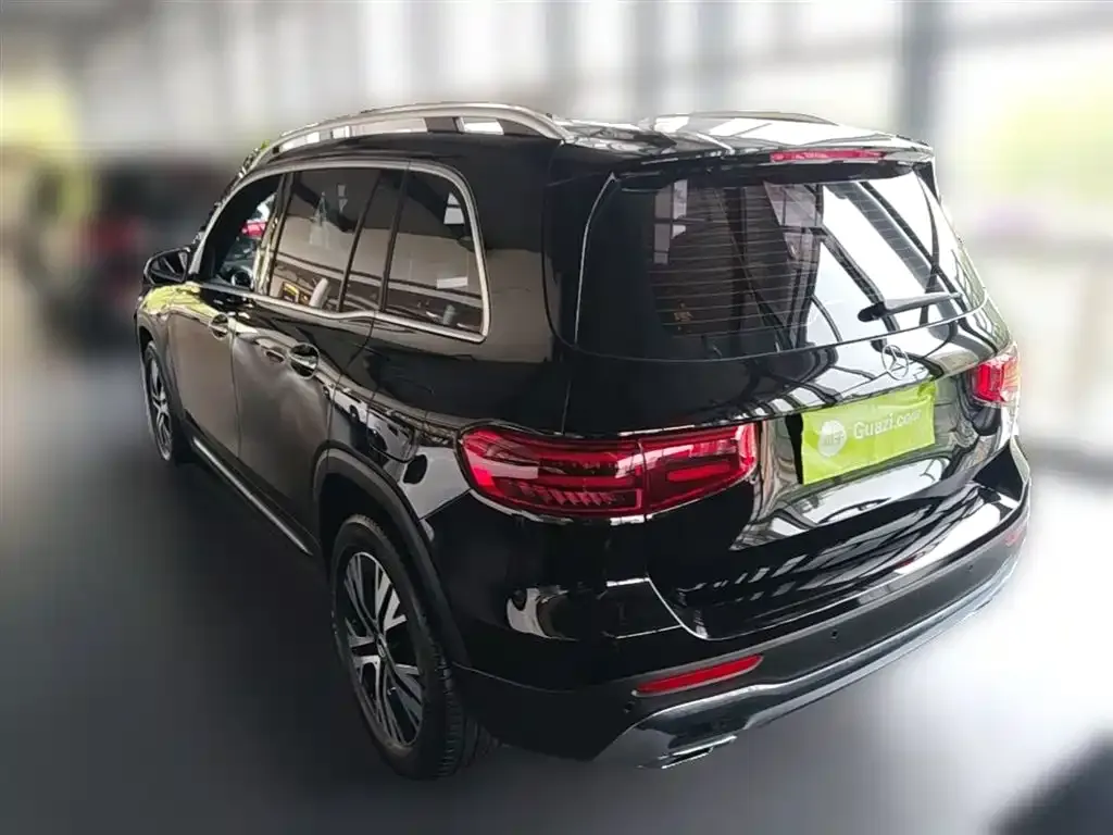 Mercedes-Benz GLB — фото 6