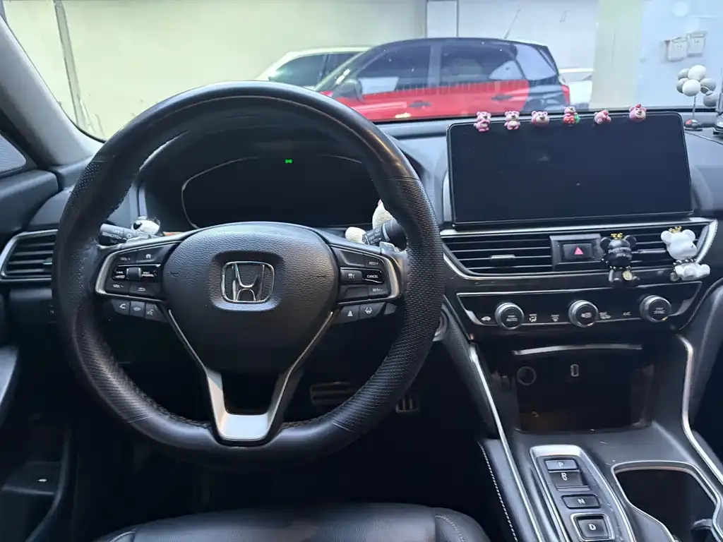 Honda Accord — фото 3