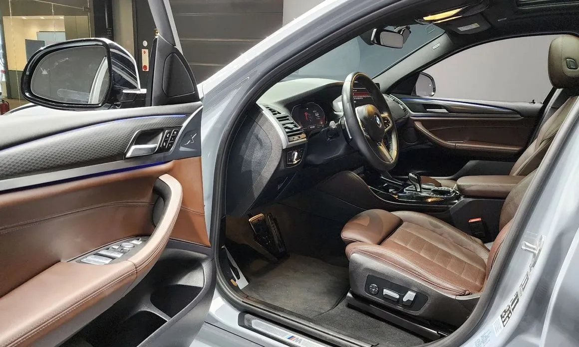 BMW X4 2023 из KR, фото 8