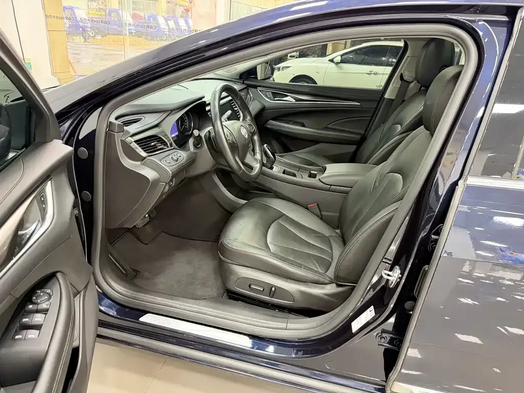Buick LaCrosse 2023 из CN, фото 9
