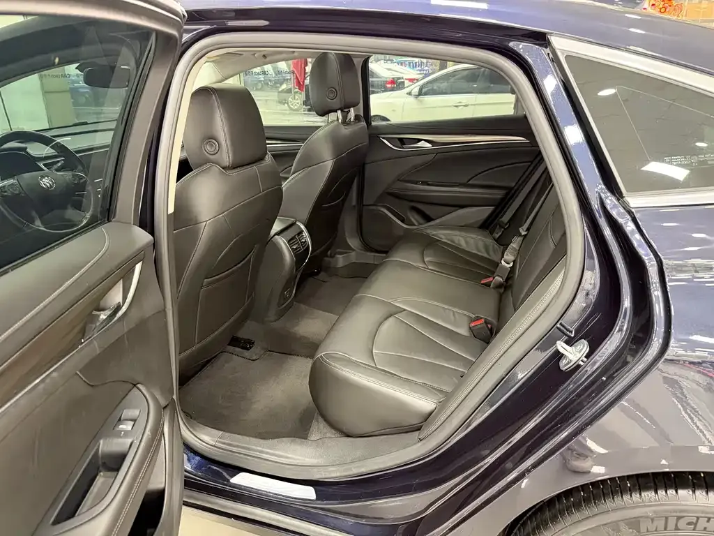 Buick LaCrosse 2023 из CN, фото 8