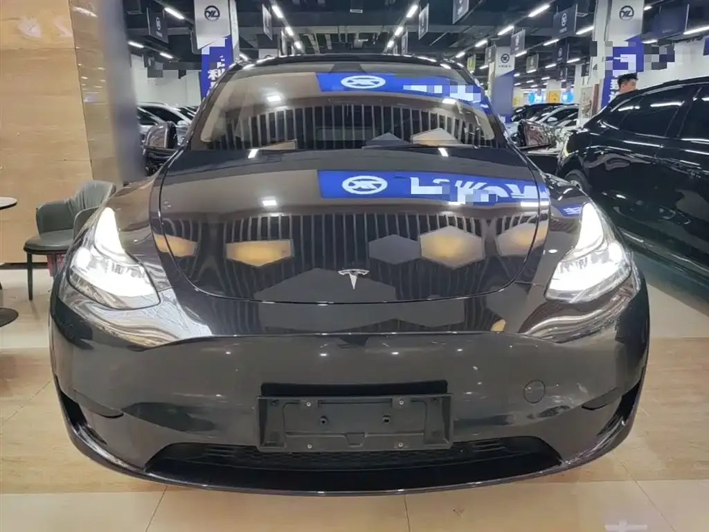 Tesla Model Y — фото 4