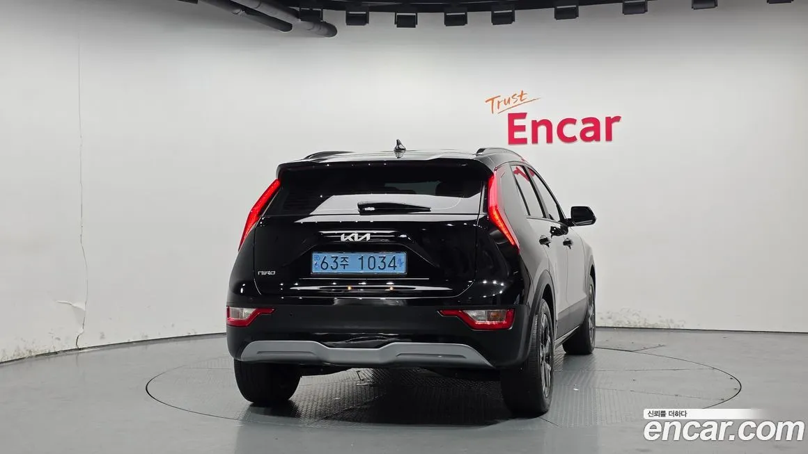 Kia Niro 2024 из KR, фото 2