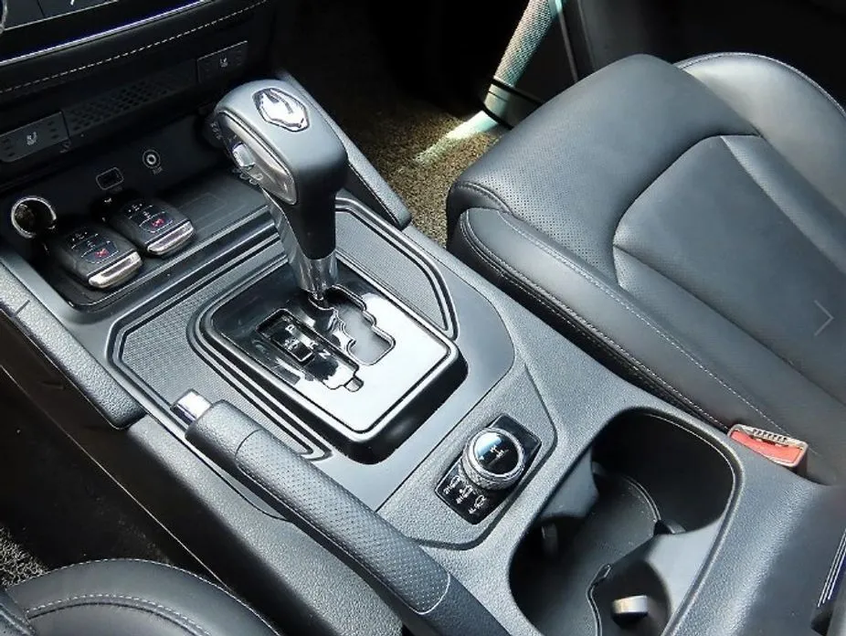 KG Mobility (Ssangyong) Rexton — фото 8