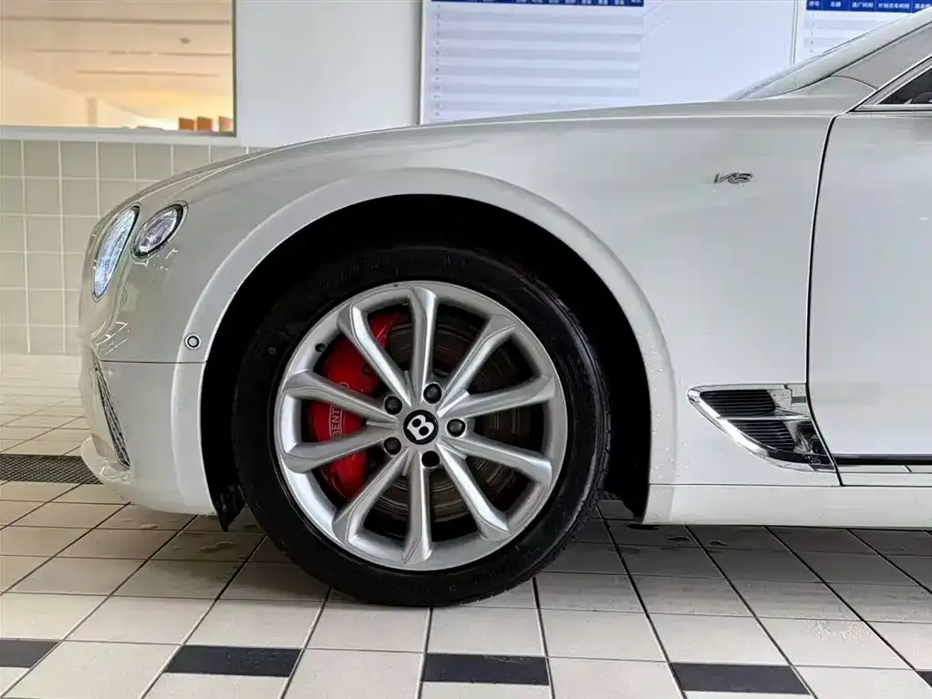 Bentley Continental — фото 4