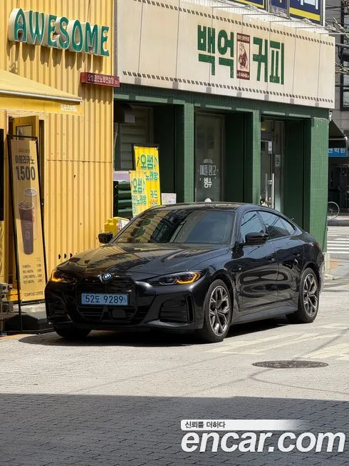 BMW i4