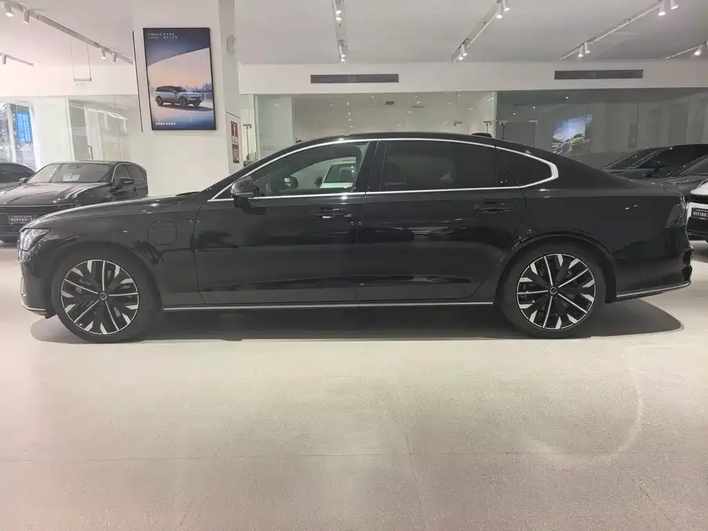 Volvo S90 PHEV — фото 3