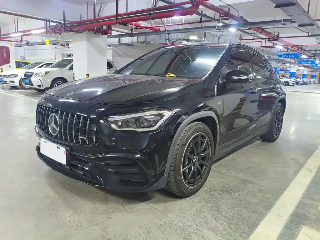 Mercedes-Benz GLA AMG