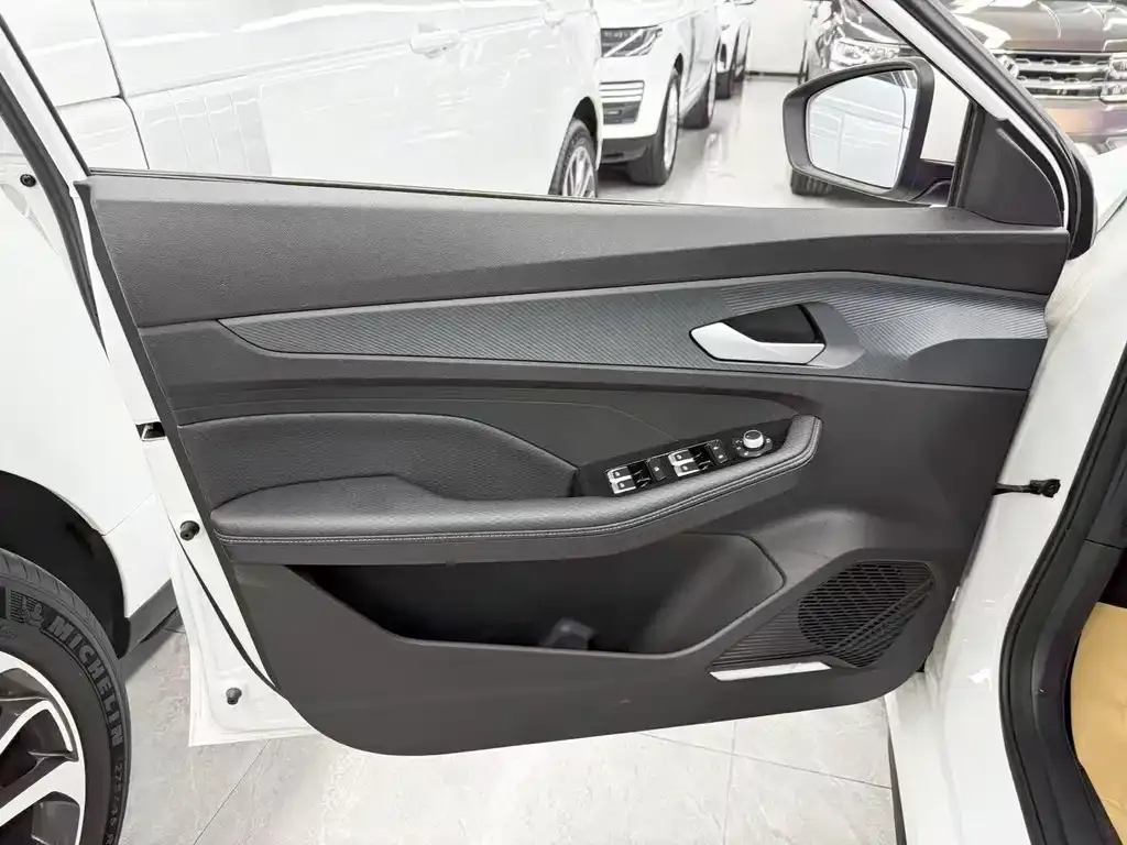 Geely Binrui 2026 из CN, фото 2