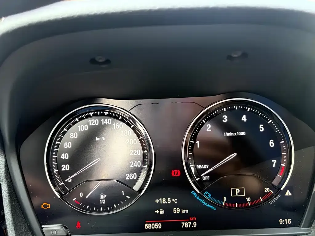 BMW 1 Series 2021 из CN, фото 4