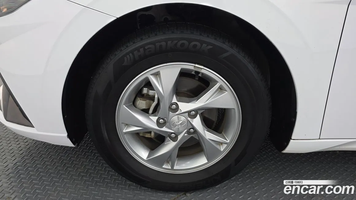 Hyundai AVANTE — фото 6
