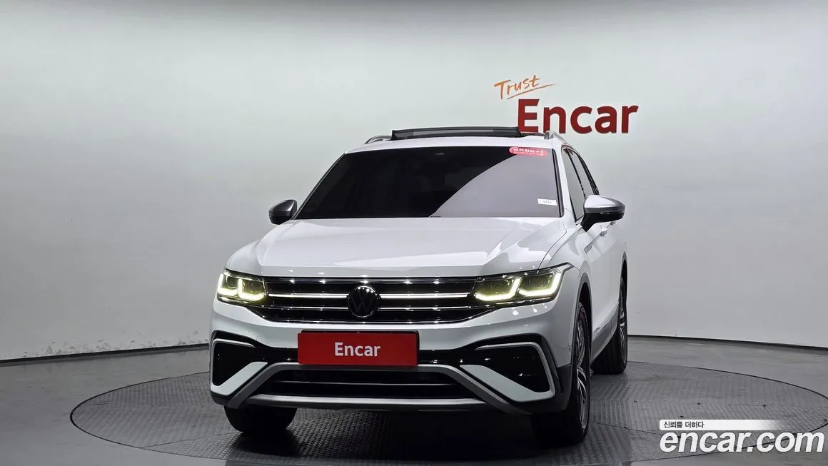 Volkswagen Tiguan — фото 6