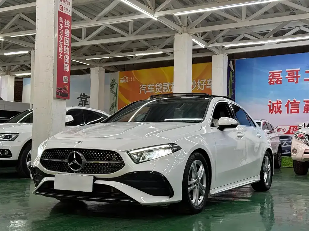 Mercedes-Benz A-Class — фото 1