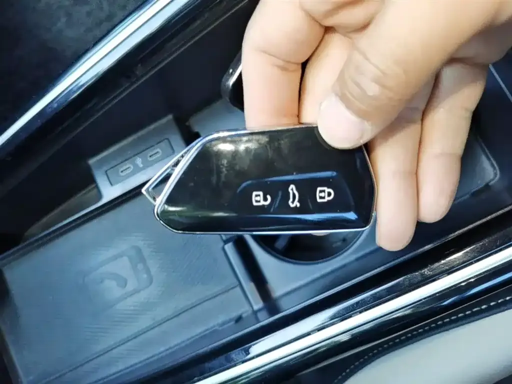 Volkswagen ID.6 Crozz 2022 из CN, фото 10