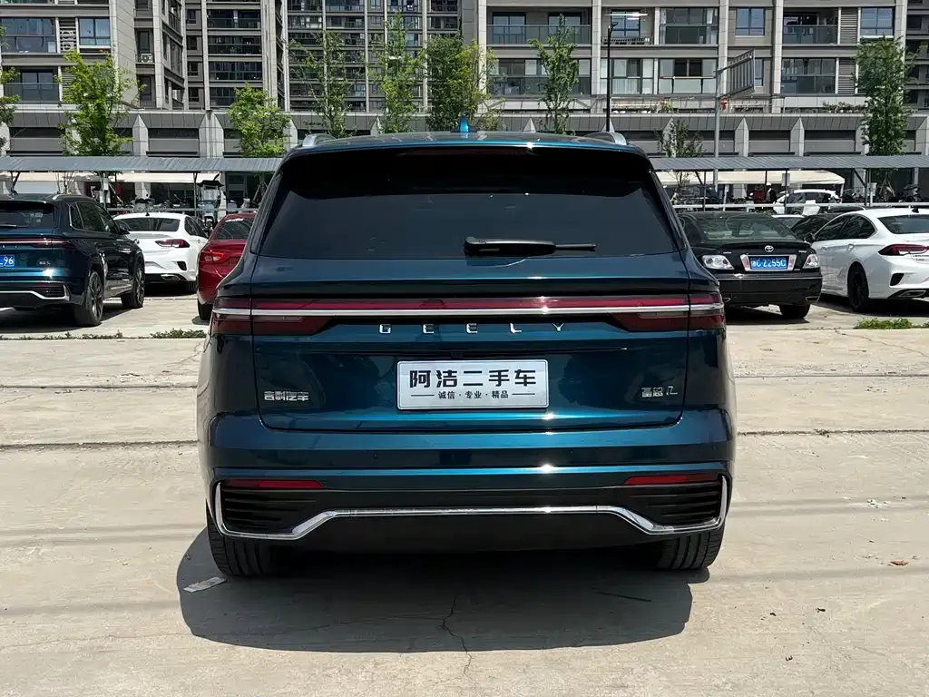 Geely Xingyue L — фото 6