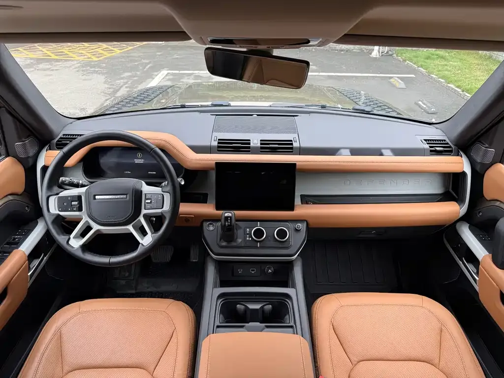 Land Rover Defender — фото 7