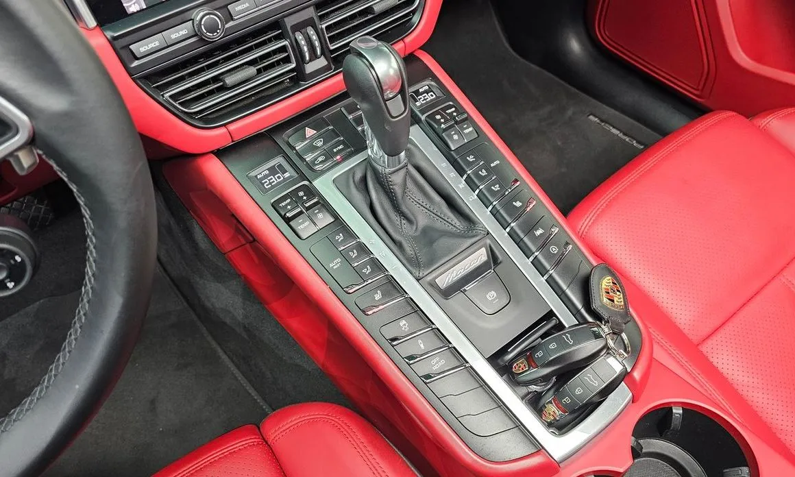 Porsche Macan 2021 из KR, фото 4