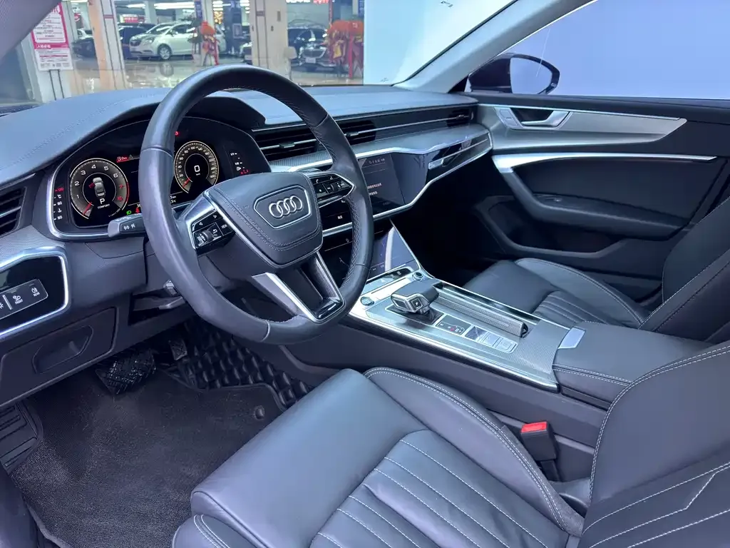 Audi A6L — фото 3