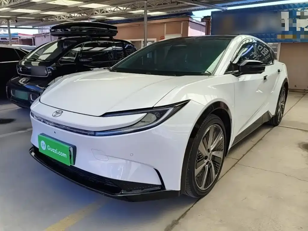Toyota bZ5
