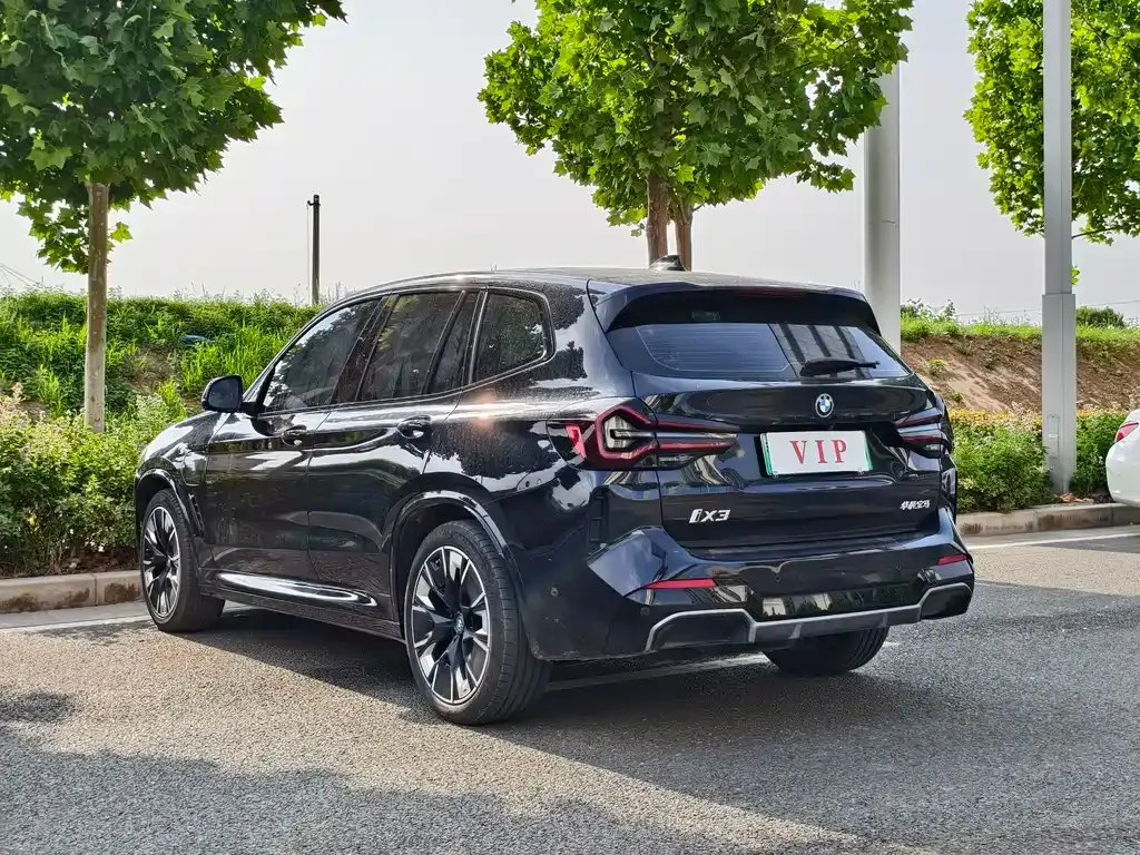 BMW iX3 2024 из CN, фото 6