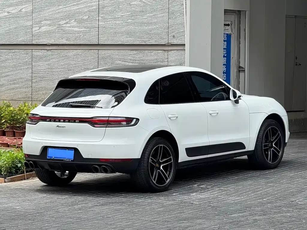 Porsche Macan — фото 6
