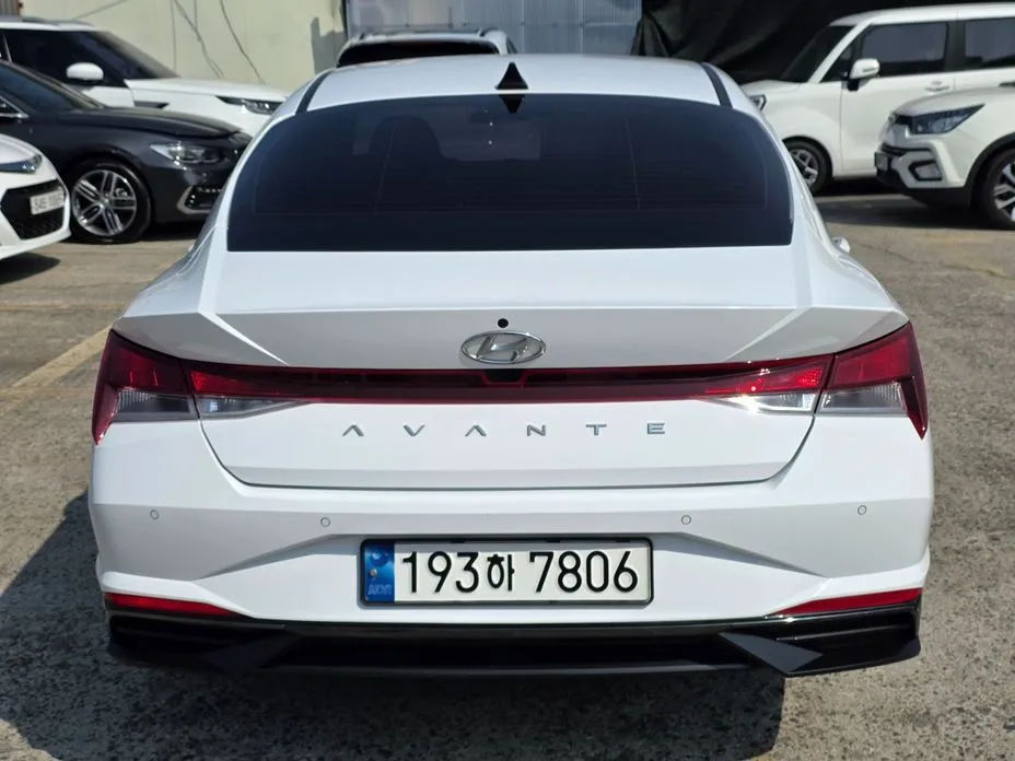 Hyundai AVANTE — фото 3