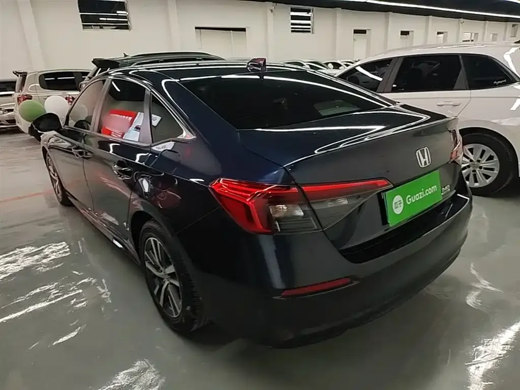 Honda Civic — фото 7