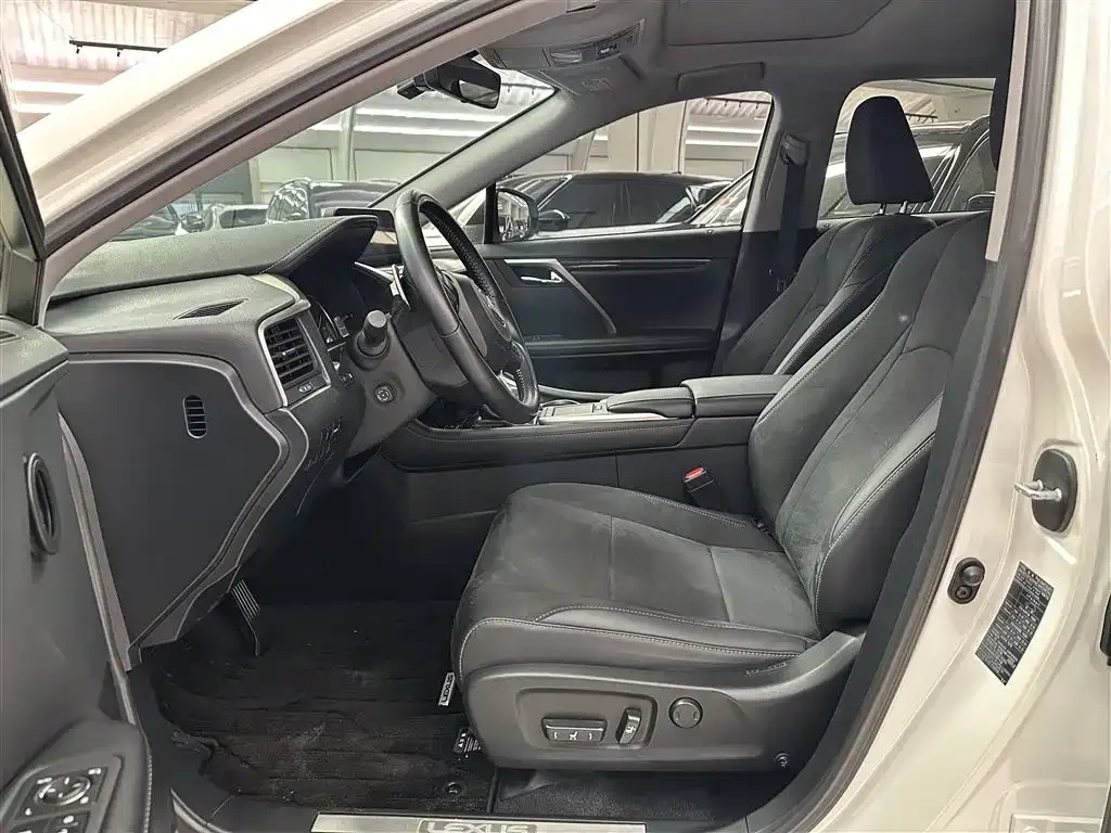 Lexus RX 2021 из CN, фото 9