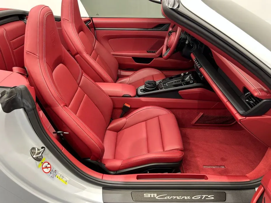Porsche 911 2025 из KR, фото 10