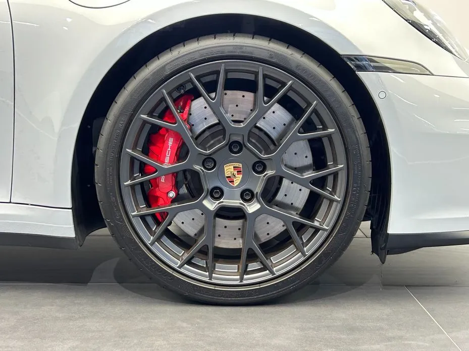 Porsche 911 2025 из KR, фото 7
