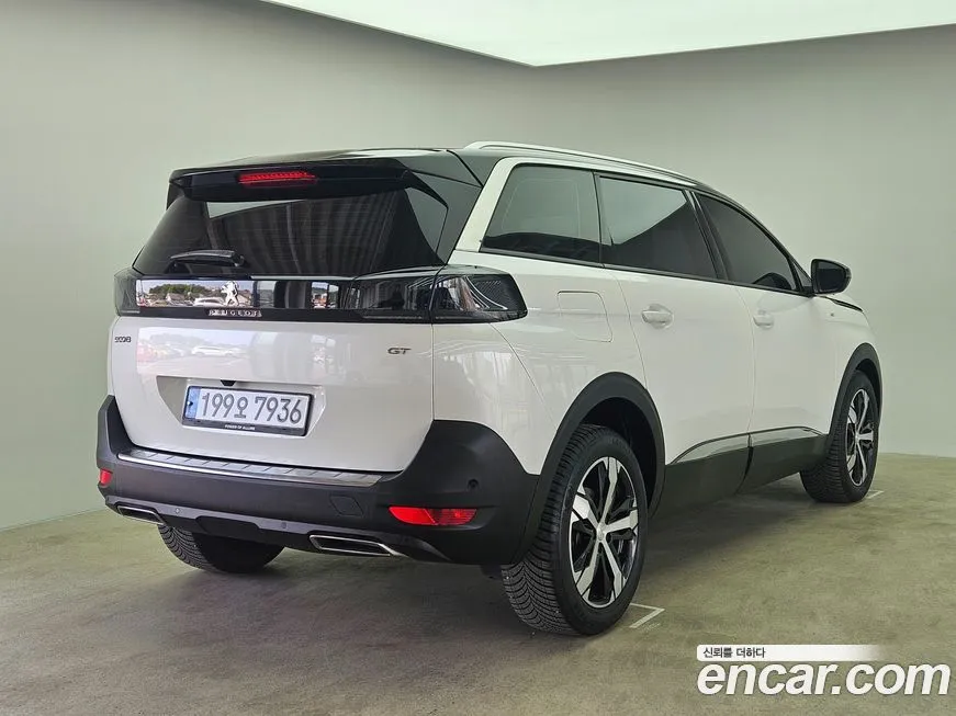 Peugeot 5008 2022 из KR, фото 4