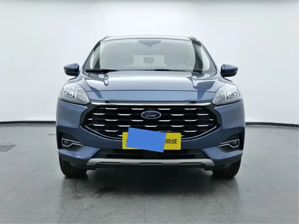Ford Escape 2023 из CN, фото 2