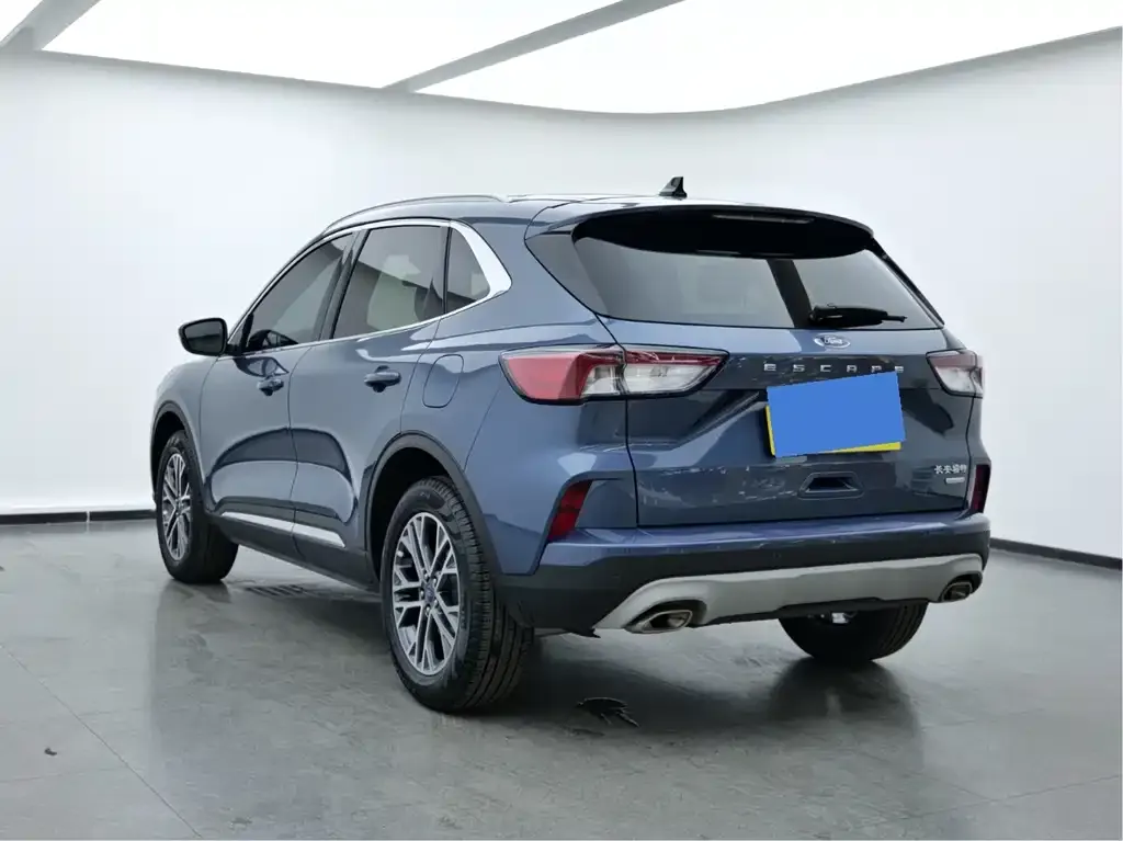 Ford Escape 2023 из CN, фото 4