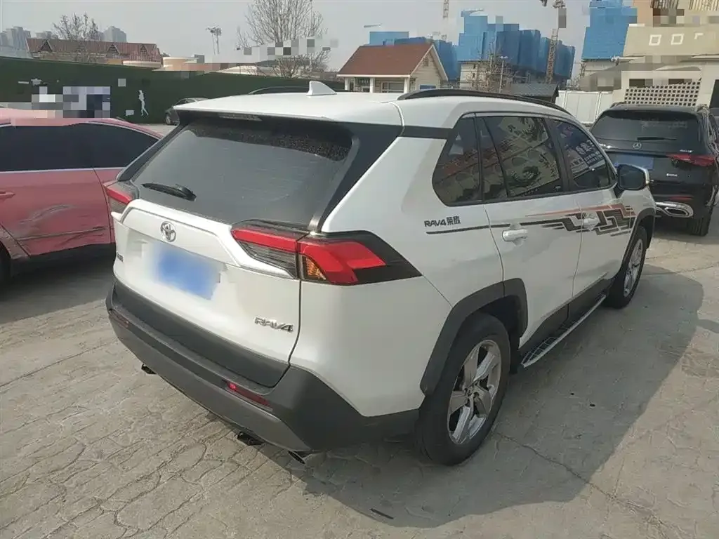 Toyota RAV4 2021 из CN, фото 7